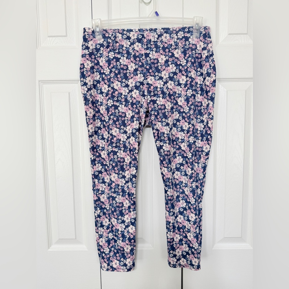 Faded Glory Floral Capri Jeggings